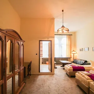 Hotelpension Margrit Берлин